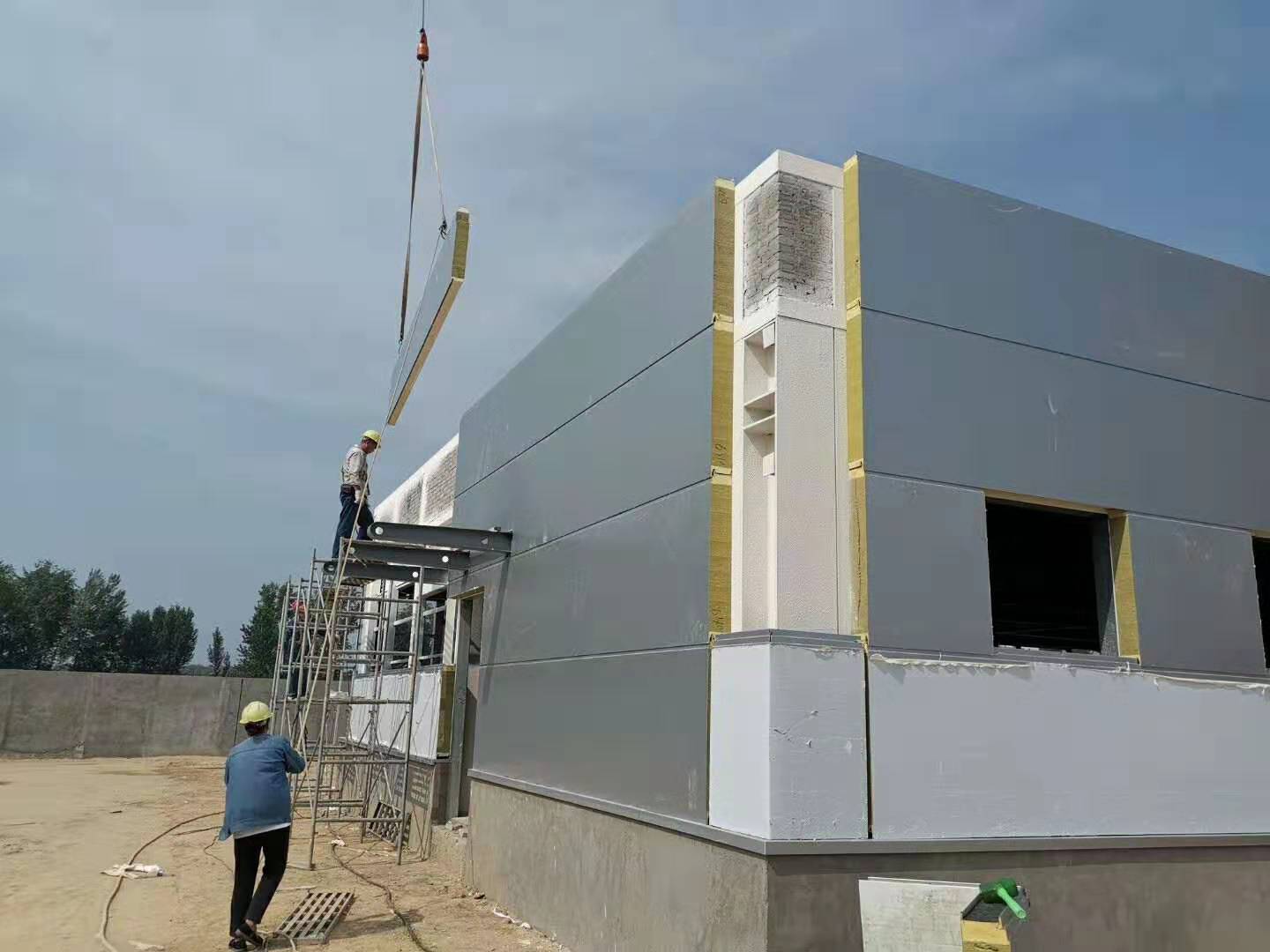 聚氨酯復(fù)合板的防火等級可以達(dá)到A級嗎？