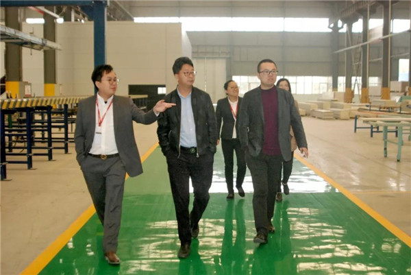 合作共享，同創(chuàng)未來！鑫光正集團(tuán)董事長(zhǎng)一行來訪寶潤(rùn)達(dá)參觀交流