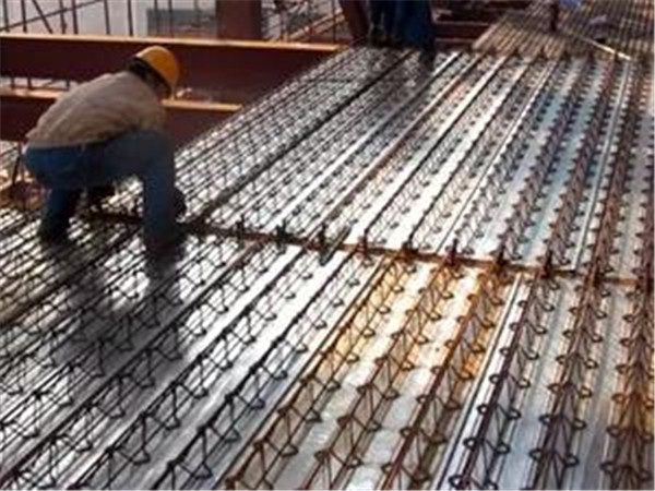 【寶潤達(dá)】大跨度桁架怎么施工？